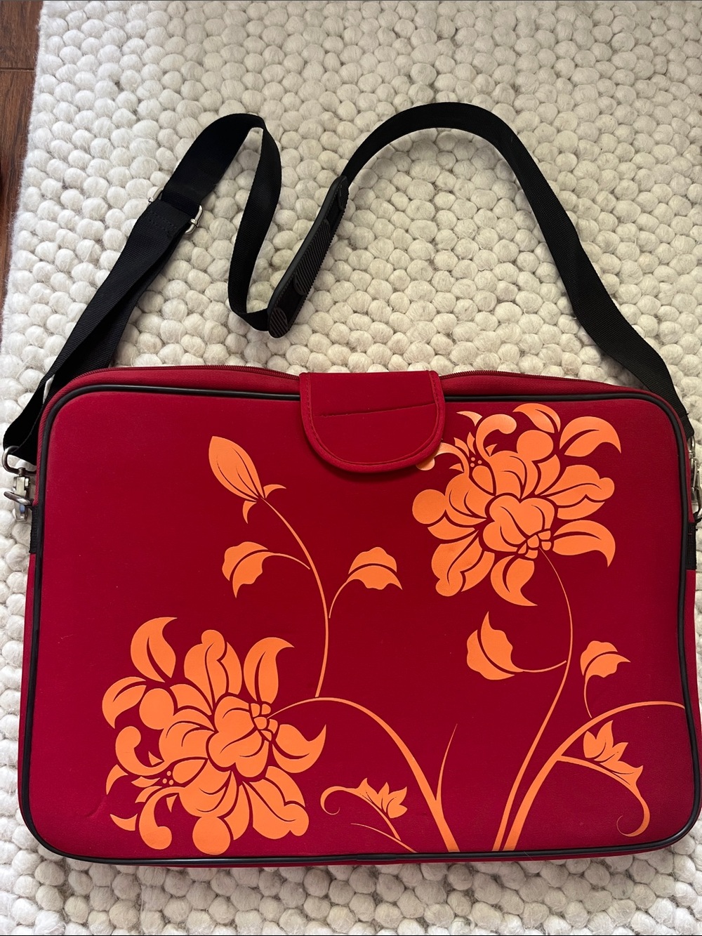 Neoprene laptop case sleeve